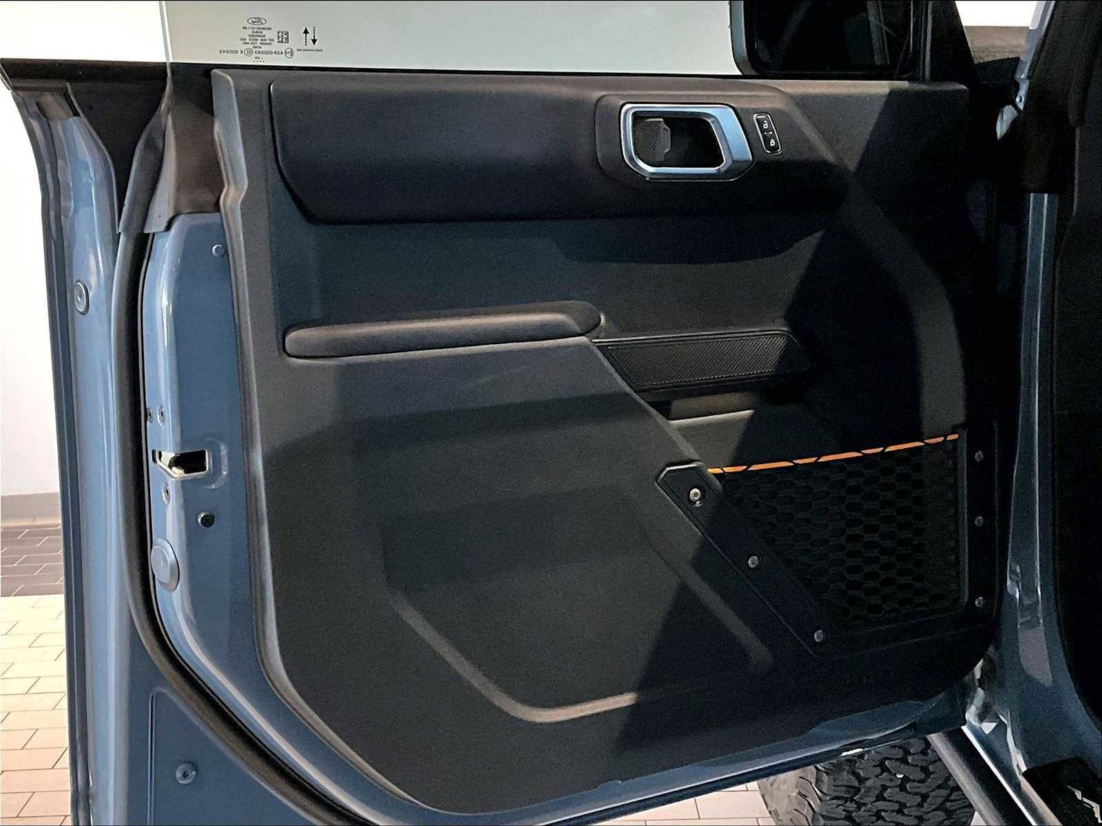 Used 2024 Ford Bronco Badlands image 26