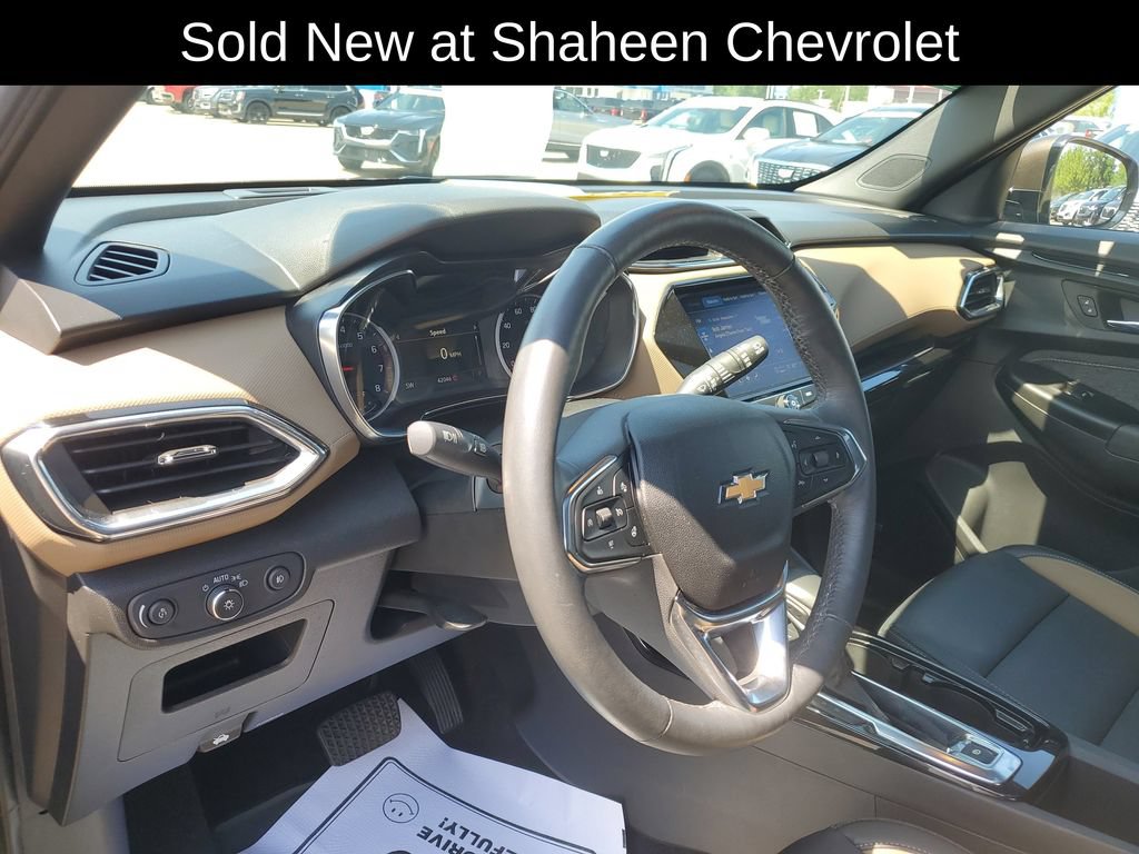Certified 2022 Chevrolet TrailBlazer ACTIV w/ Sun and Liftgate Package FWD image 9