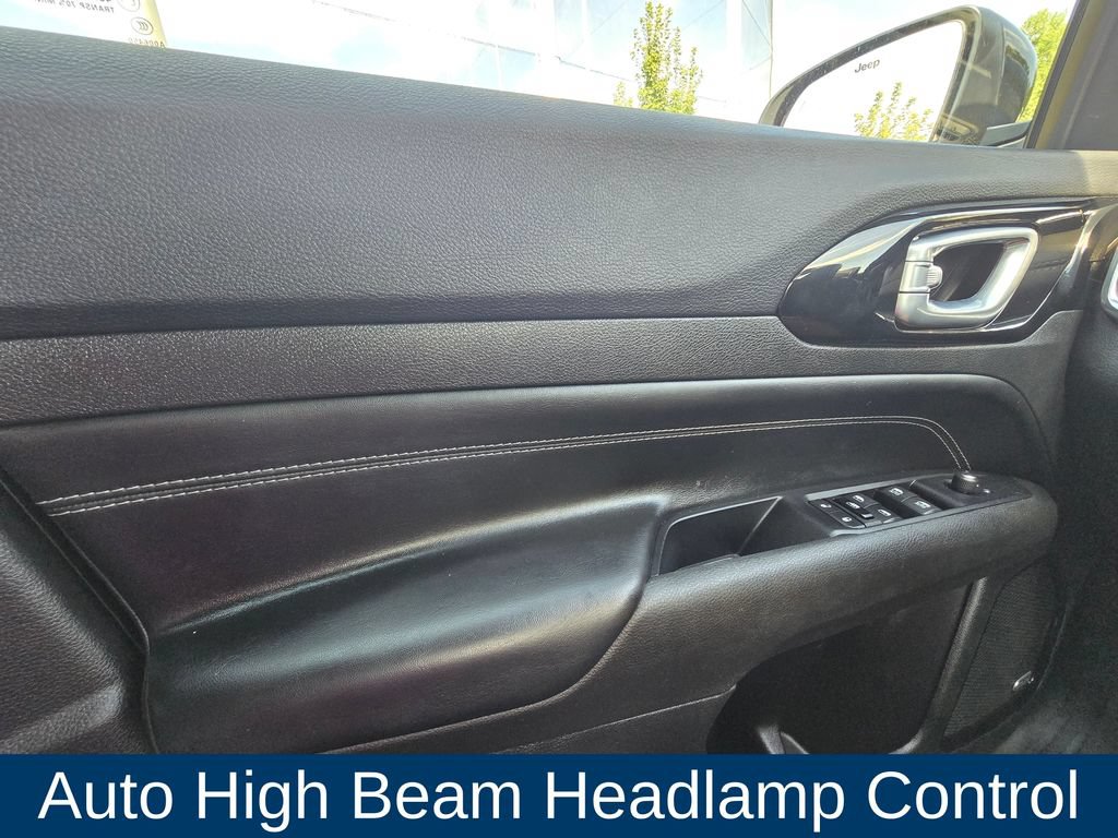 Used 2022 Jeep Compass High Altitude AWD/4WD image 22