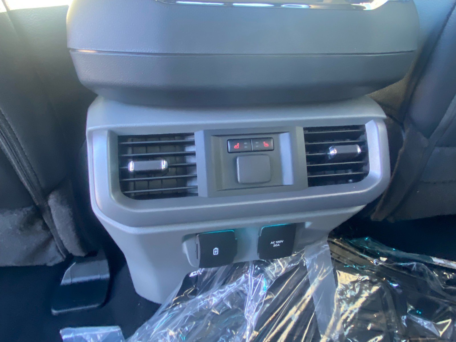 New 2026 Ford F150 Lariat w/ Equipment Group 502A High AWD/4WD image 18