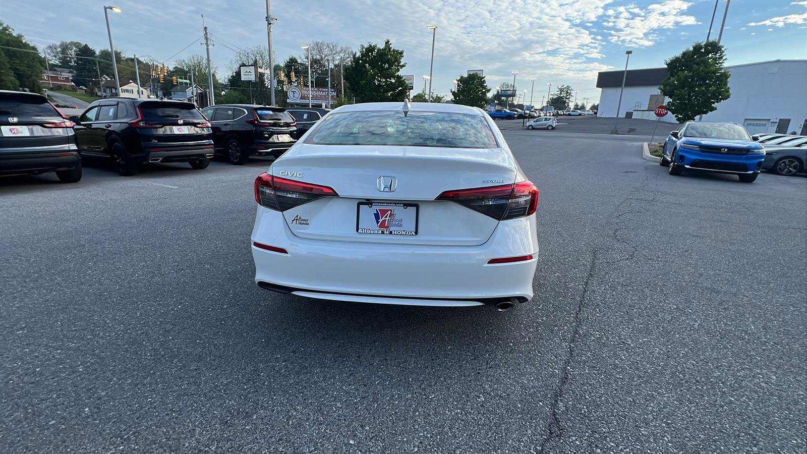 Used 2024 Honda Civic Sport image 5