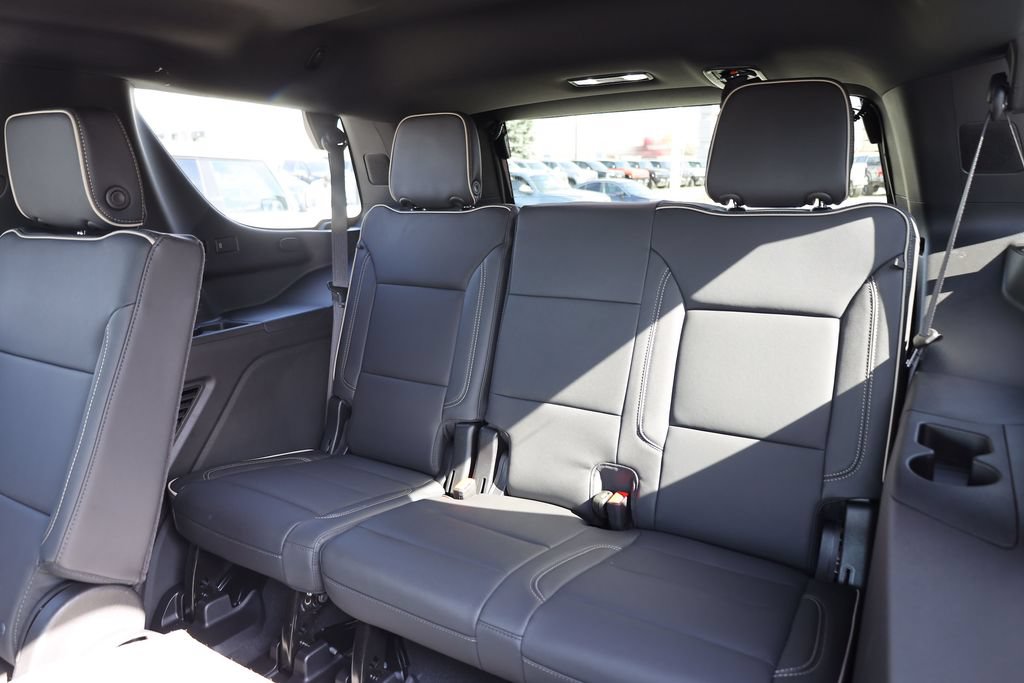 New 2026 GMC Yukon Elevation AWD/4WD image 18