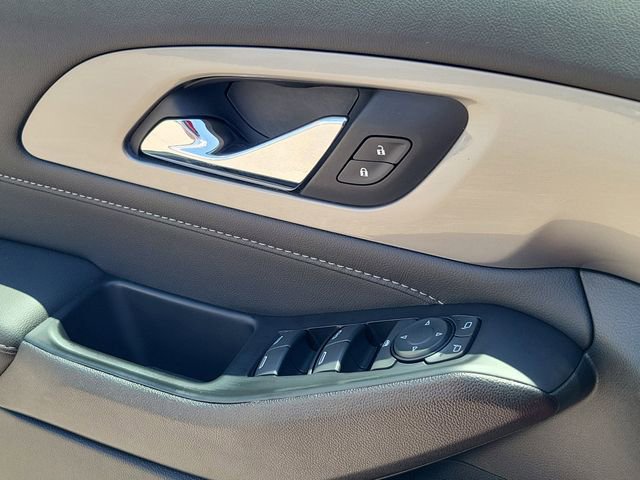 Certified 2023 Chevrolet Traverse LT w/ LPO, Floor Liner Package AWD/4WD image 19