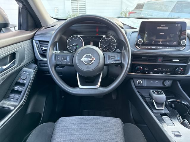 Used 2023 Nissan Rogue SV FWD image 13