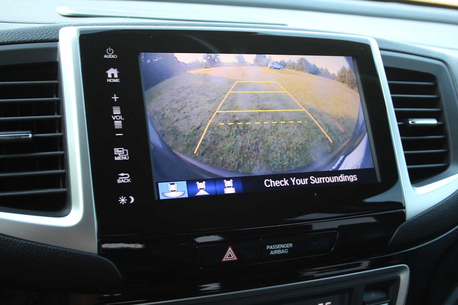Used 2017 Honda Pilot Touring image 39