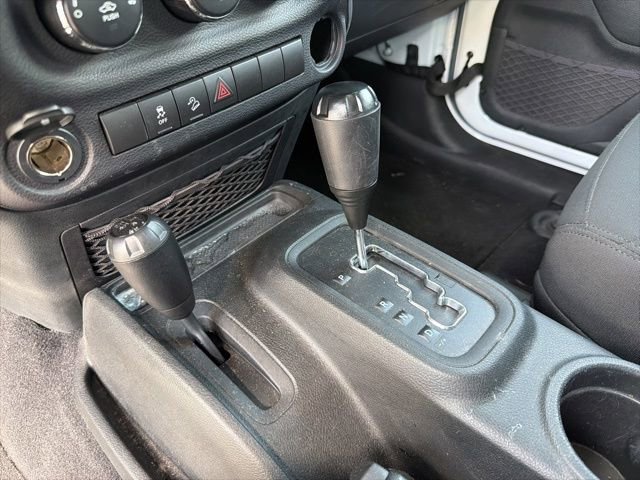 Used 2017 Jeep Wrangler Unlimited Sport AWD/4WD image 12