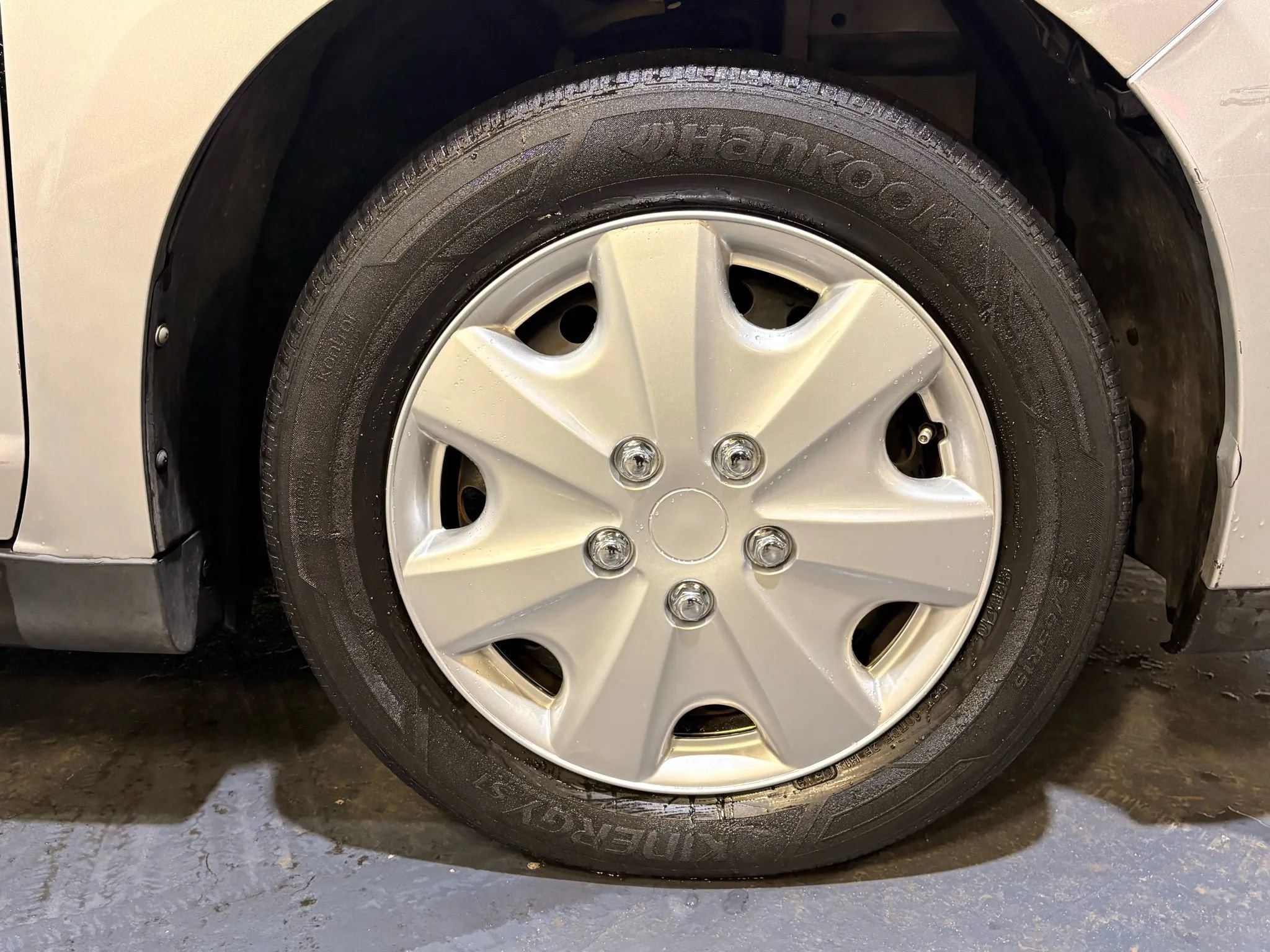 Used 2012 Nissan Versa 1.8 S FWD image 25