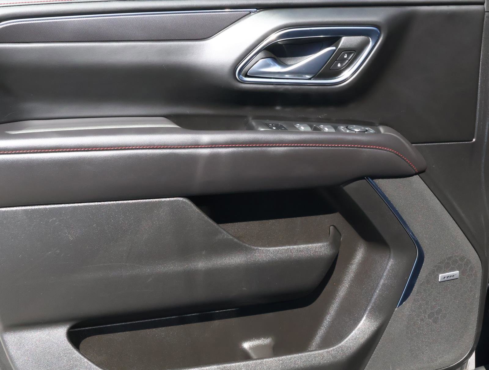 Used 2023 Chevrolet Suburban RST w/ Luxury Package image 18