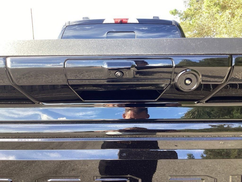 New 2026 Ford F250 Platinum w/ FX4 Off-Road Package image 14