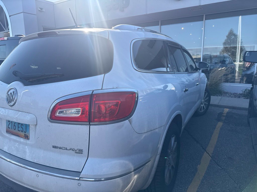 Used 2017 Buick Enclave Leather w/ Trailering Package AWD/4WD image 7
