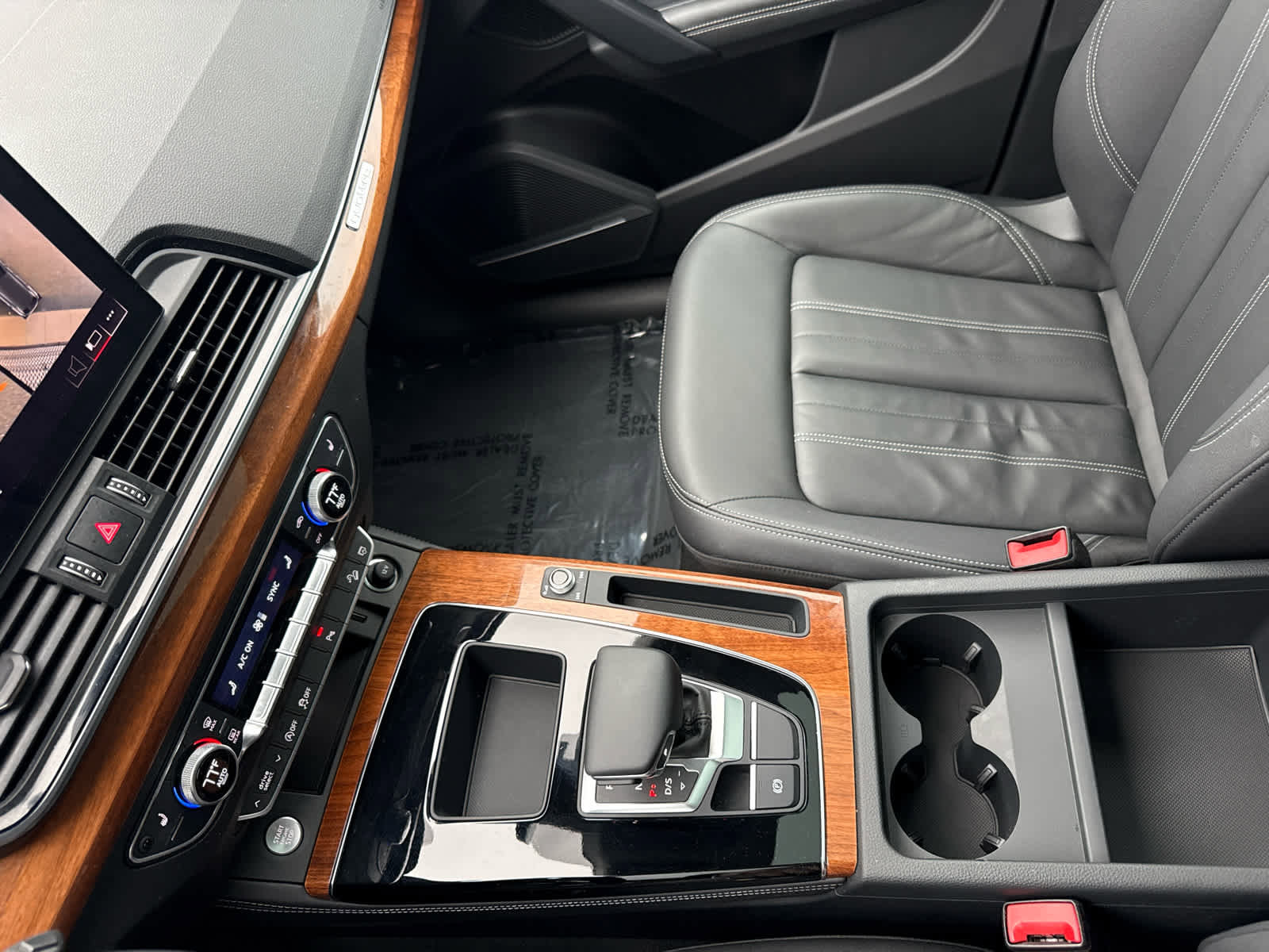 Used 2023 Audi Q5 2.0T Premium Plus w/ Premium Plus Package image 16