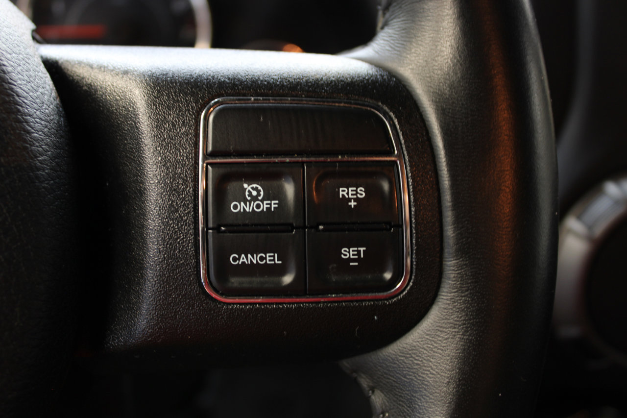 Used 2018 Jeep Wrangler Unlimited Sport S image 37