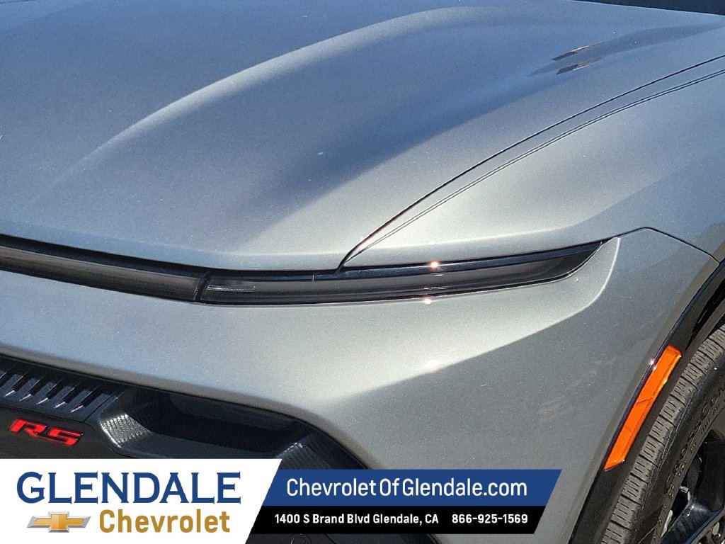 Used 2024 Chevrolet Equinox EV RS FWD image 9