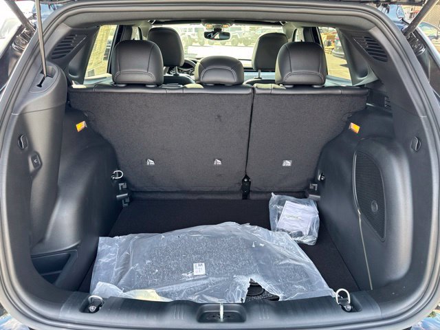 New 2026 Jeep Compass Latitude AWD/4WD image 24