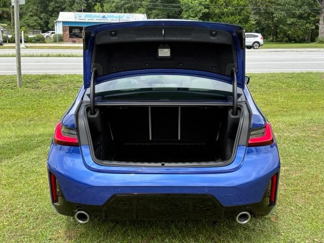 Used 2024 BMW 330i Sedan w/ M Sport Package RWD image 22