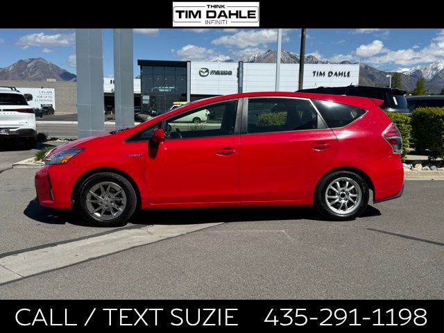 Used 2017 Toyota Prius V Three image 6