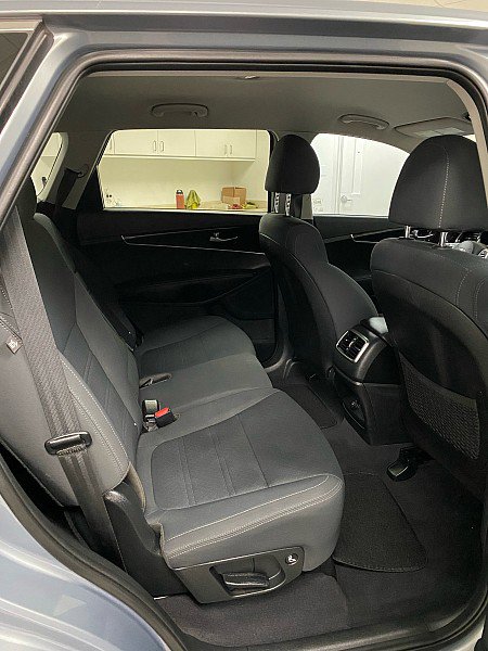 Used 2020 Kia Sorento L image 17