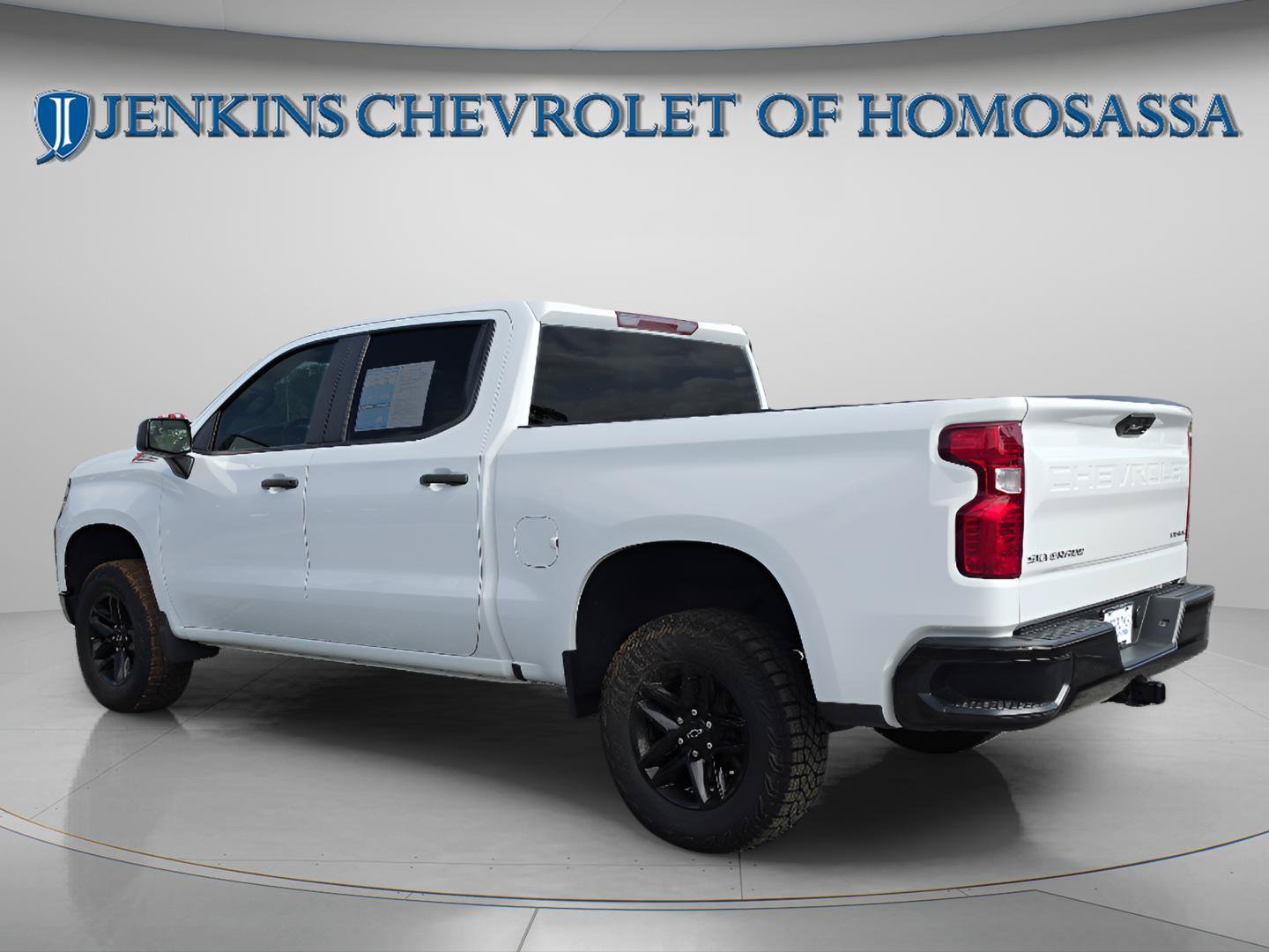 Used 2024 Chevrolet Silverado 1500 Custom Trail Boss AWD/4WD image 7