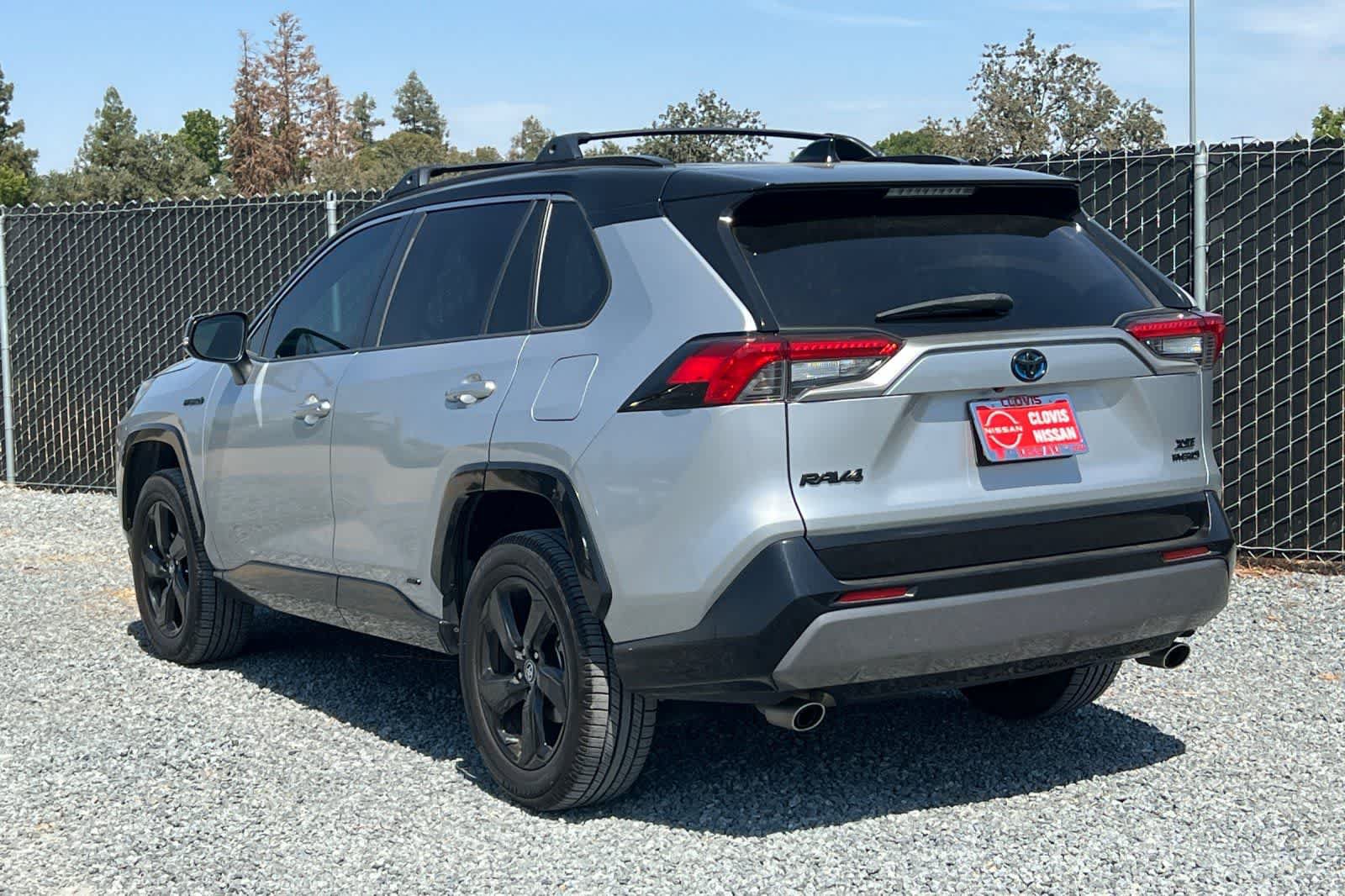 Used 2019 Toyota RAV4 XSE w/ XSE Weather Package AWD/4WD image 7