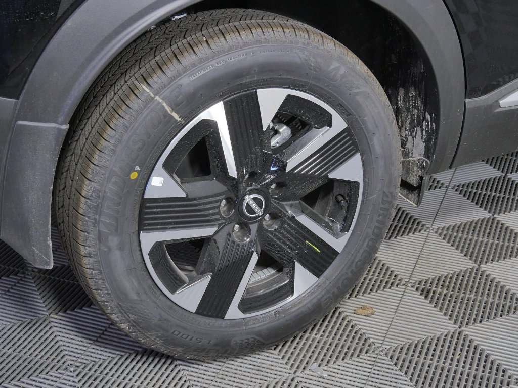 New 2027 Nissan Kicks SV AWD/4WD image 10