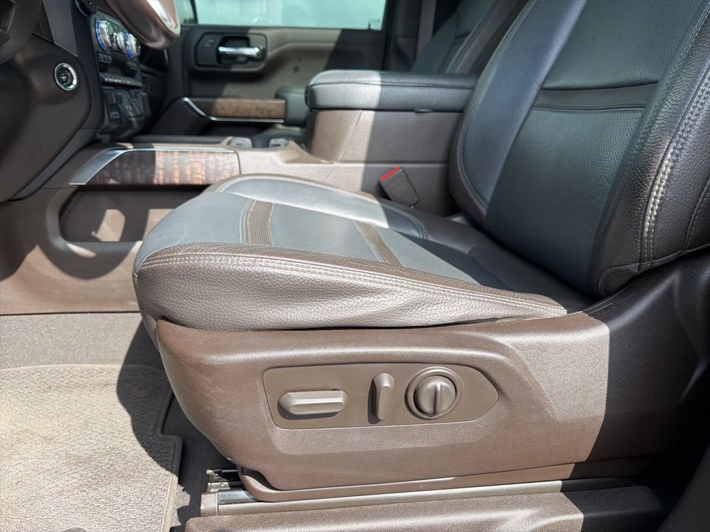 Used 2021 GMC Sierra 1500 Denali w/ Denali Ultimate Package AWD/4WD image 33