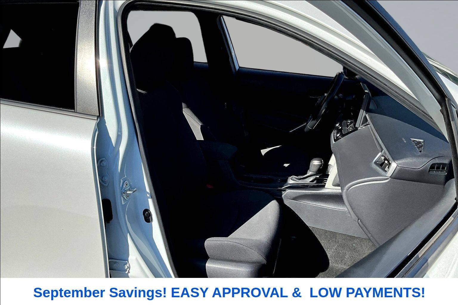 Used 2023 Toyota Corolla Cross LE AWD/4WD image 25