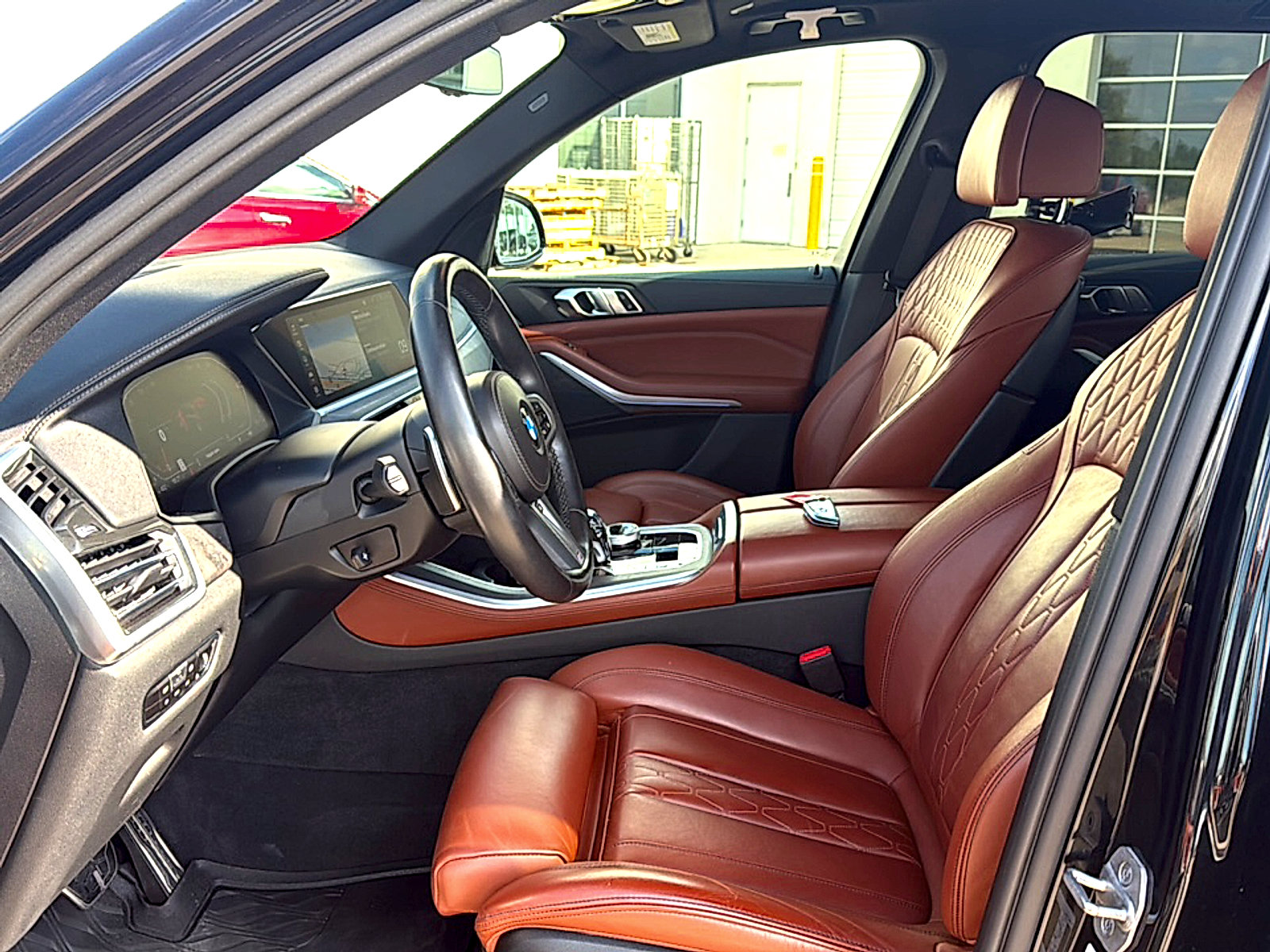 Used 2022 BMW X5 sDrive40i w/ M Sport Package RWD image 7