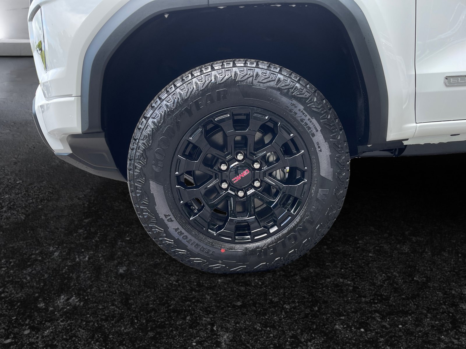 New 2026 GMC Canyon Elevation w/ Convenience Package AWD/4WD image 10