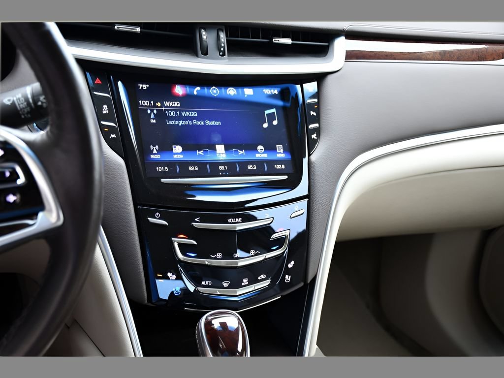 Used 2017 Cadillac XTS Luxury w/ Driver Awareness Package FWD image 19