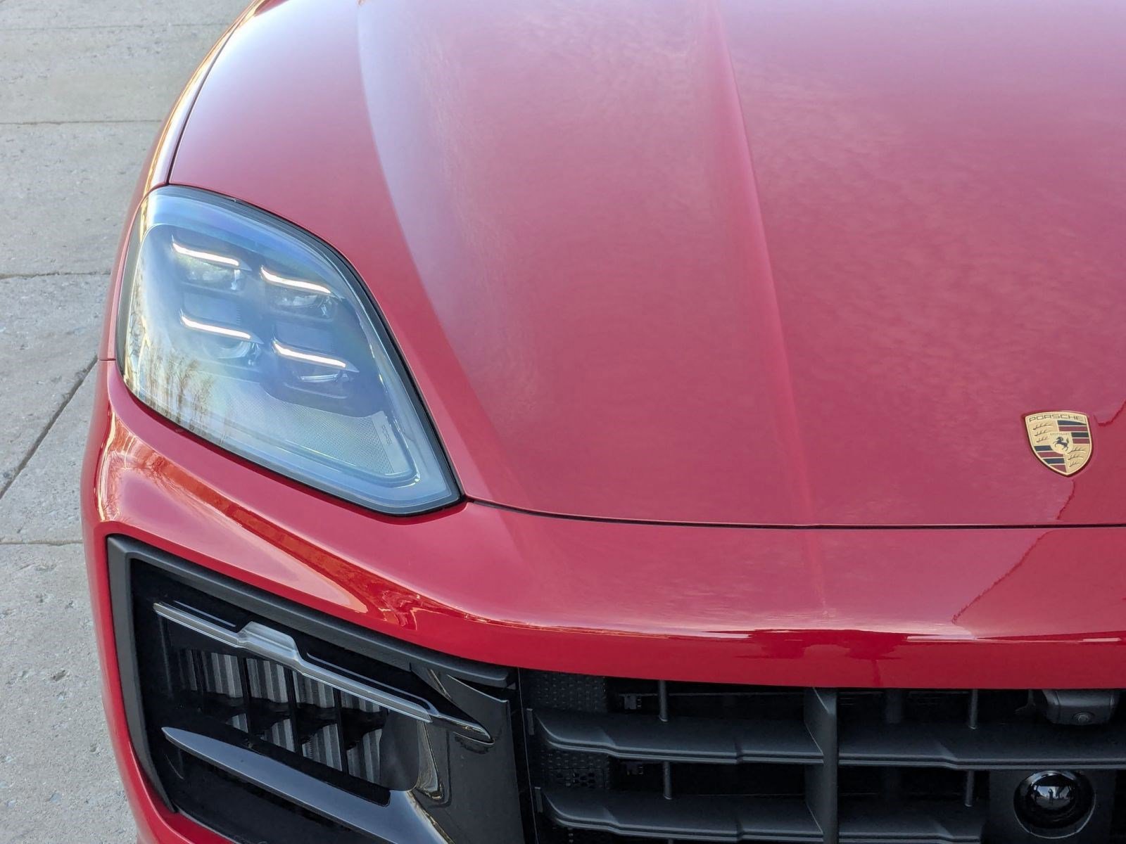 New 2026 Porsche Cayenne GTS image 12