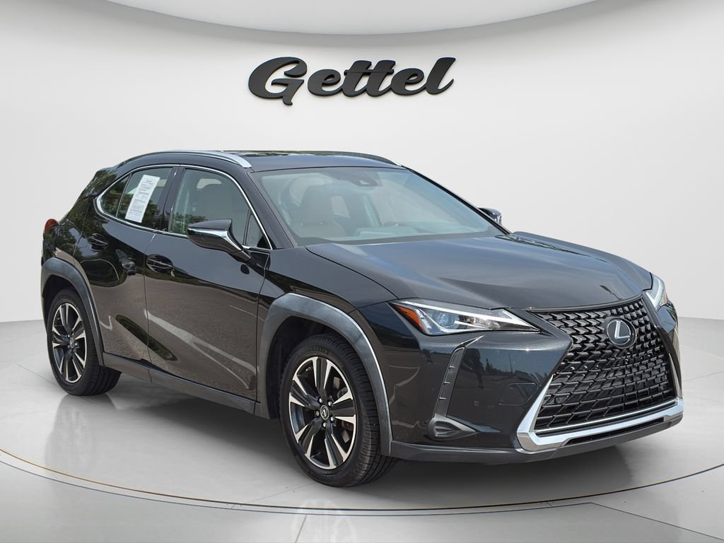 Used 2021 Lexus UX 200 w/ Premium Package FWD image 3