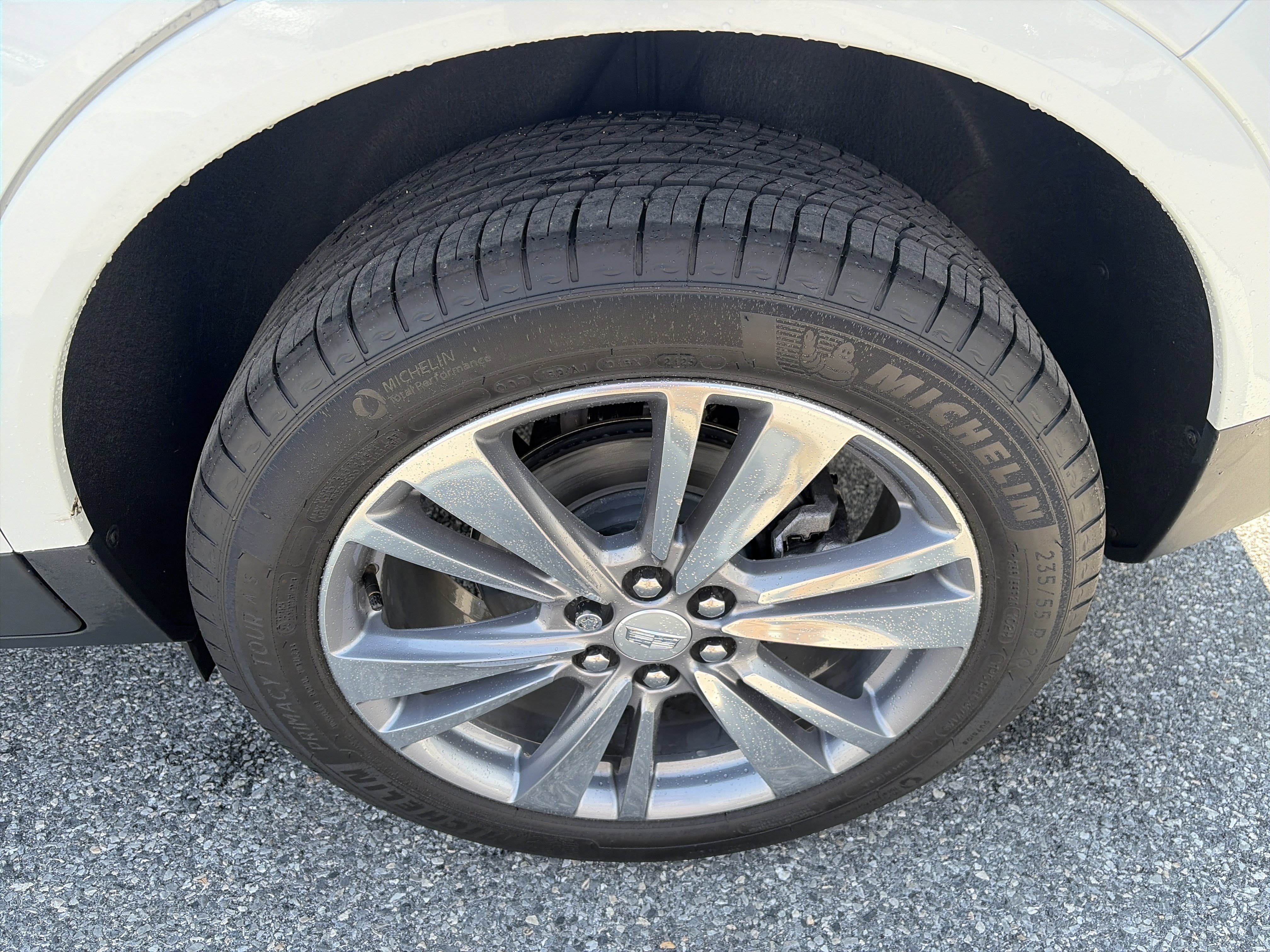 Used 2025 Cadillac XT5 Premium Luxury FWD image 13