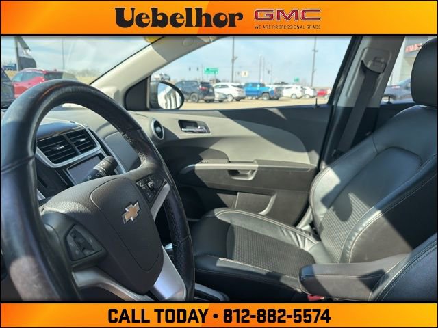 Used 2020 Chevrolet Sonic Premier image 20