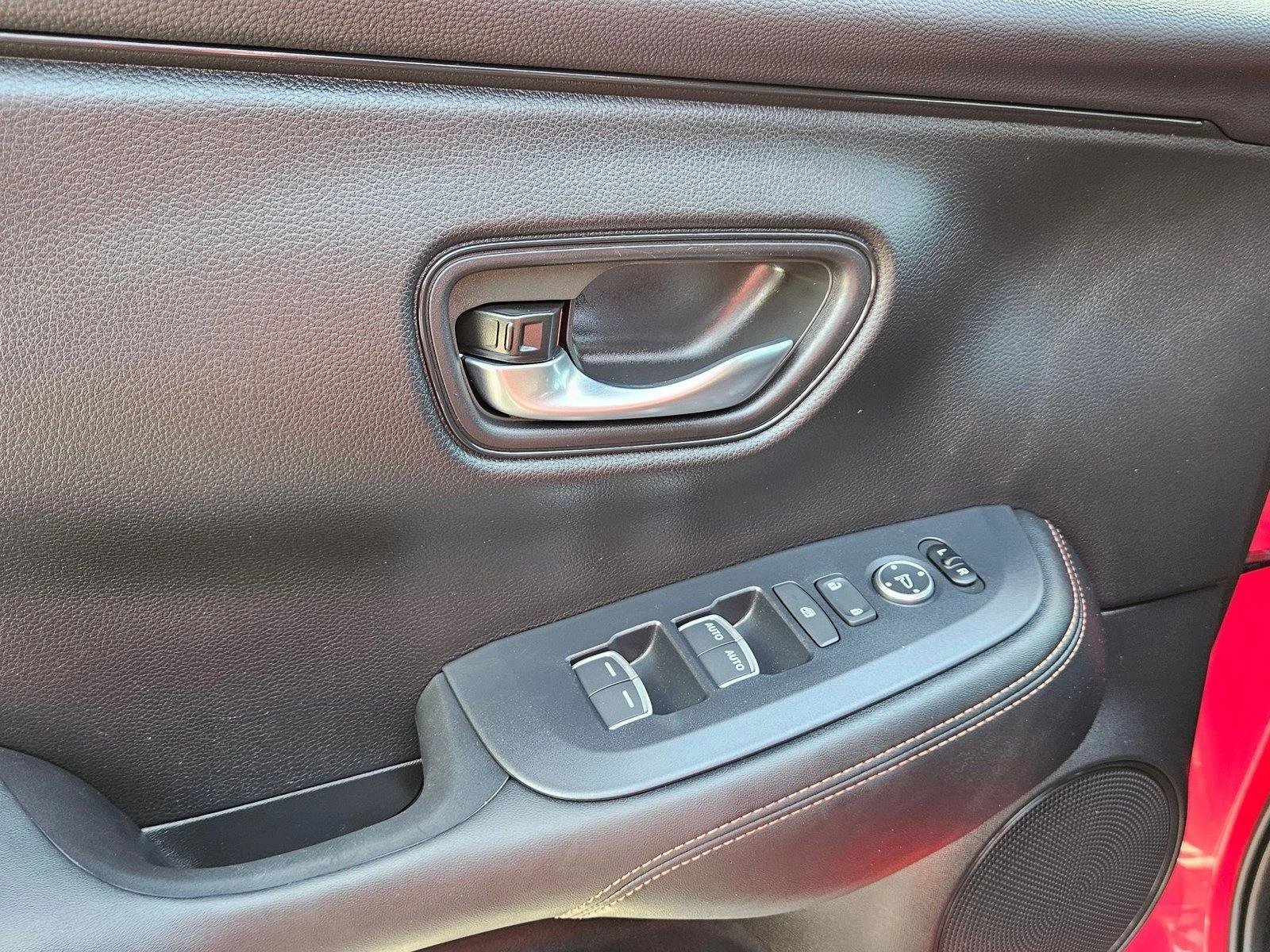 Used 2024 Honda HR-V Sport image 27