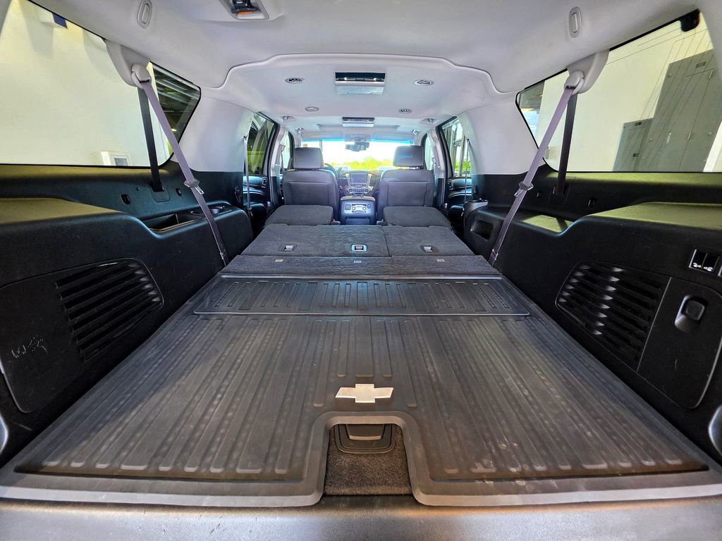 Used 2016 Chevrolet Suburban LT AWD/4WD image 12