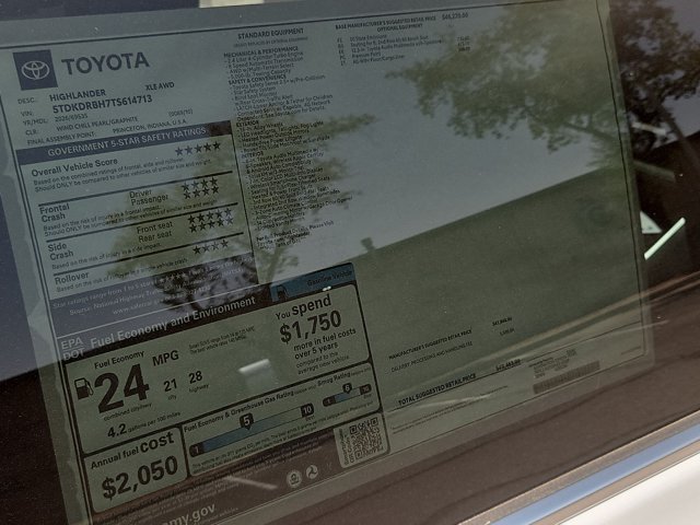 New 2026 Toyota Highlander XLE AWD/4WD image 17