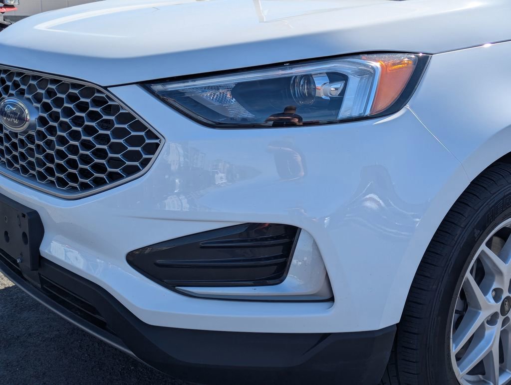Used 2024 Ford Edge SEL AWD/4WD image 12
