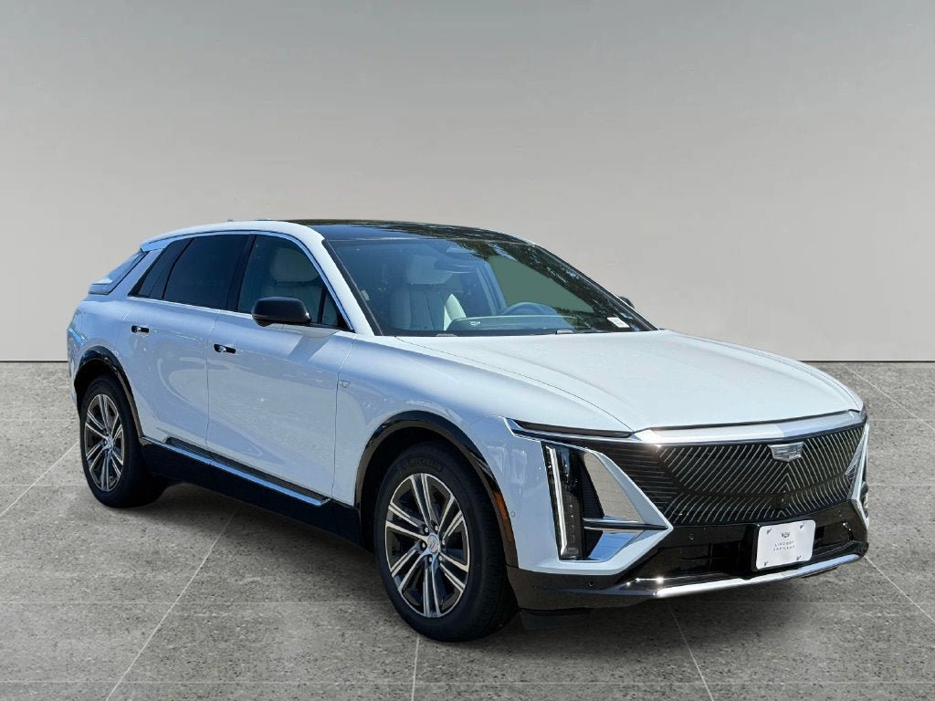 New 2026 Cadillac Lyriq Luxury RWD image 6