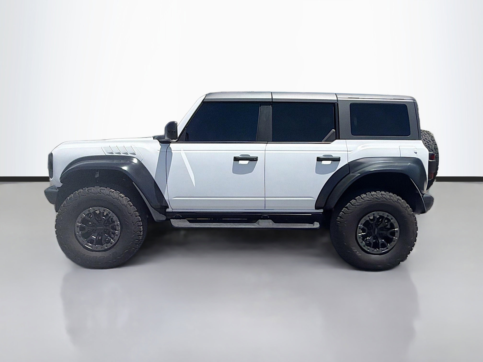 Used 2022 Ford Bronco Raptor image 2