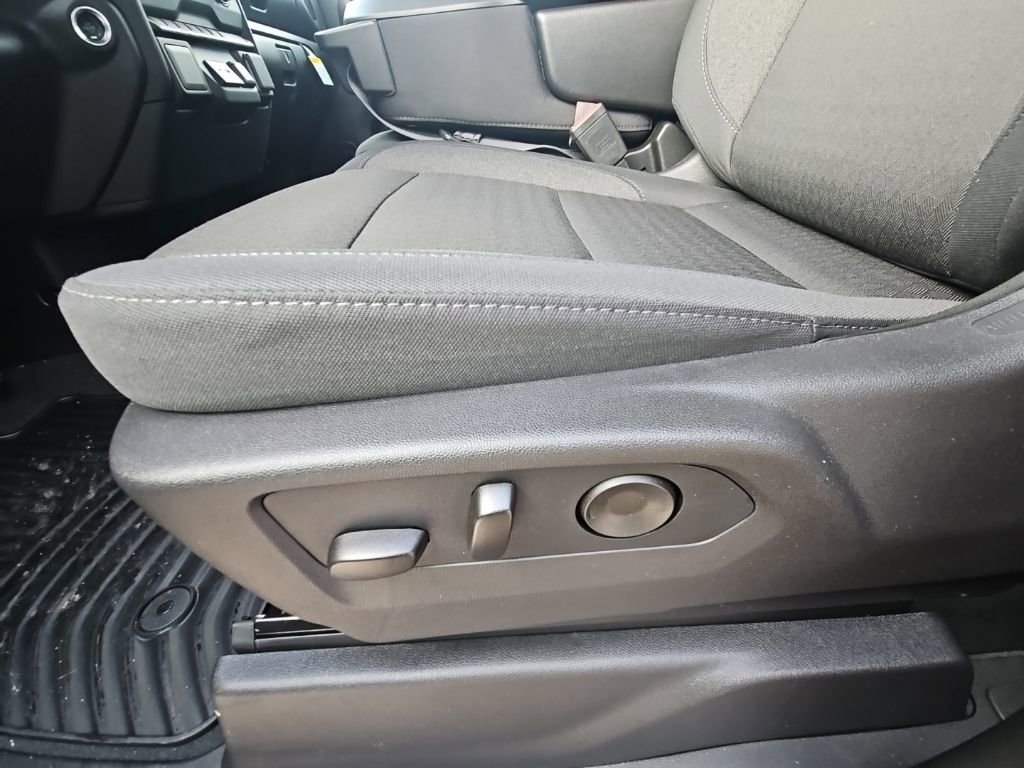 New 2026 Chevrolet Silverado 1500 Custom AWD/4WD image 23