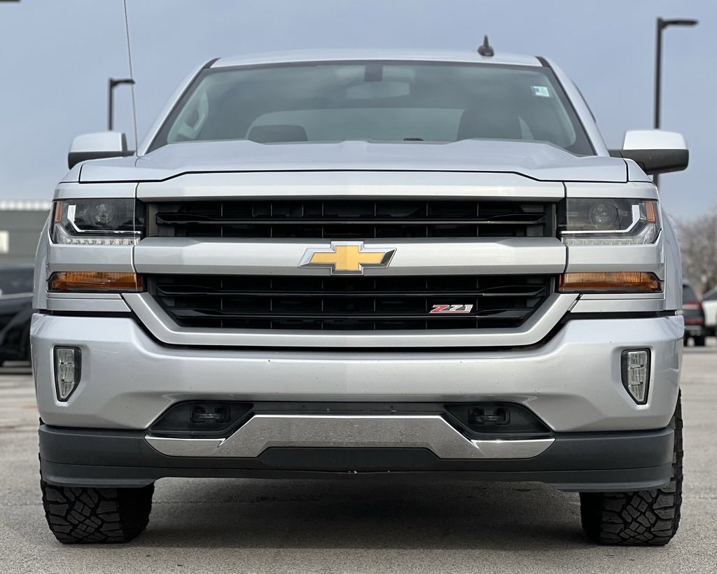 Used 2018 Chevrolet Silverado 1500 LT w/ All Star Edition image 13