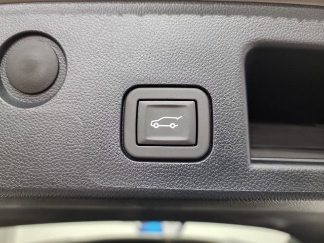 New 2026 GMC Terrain AT4 w/ Convenience Package III image 25