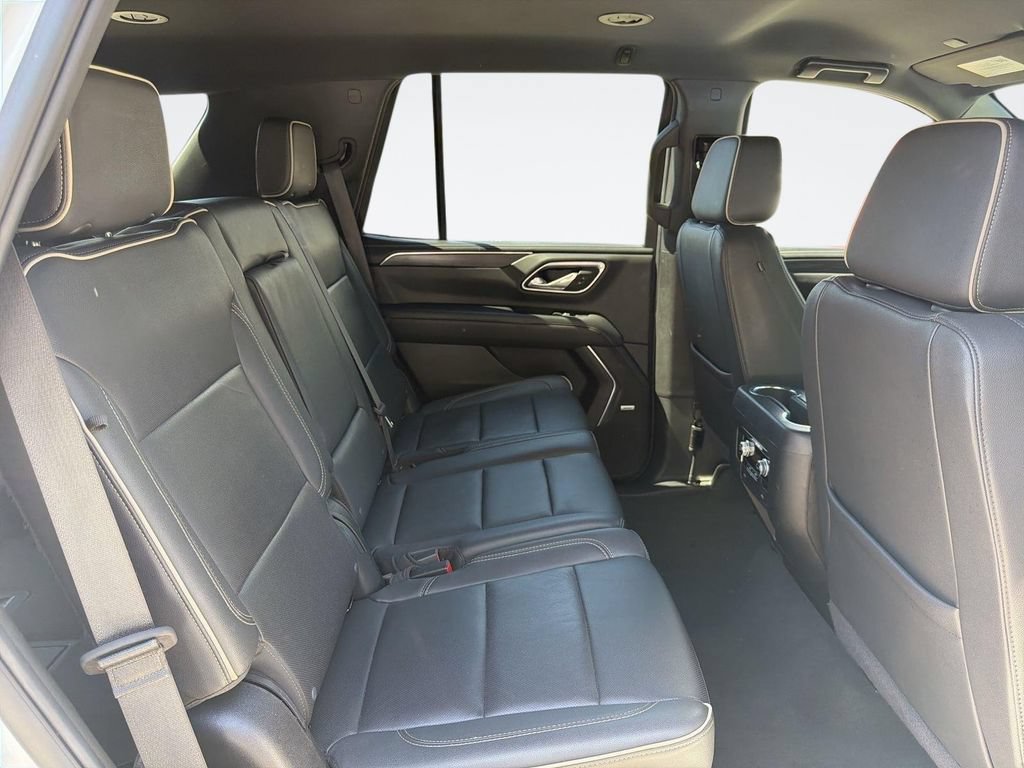 Used 2024 GMC Yukon SLT AWD/4WD image 29