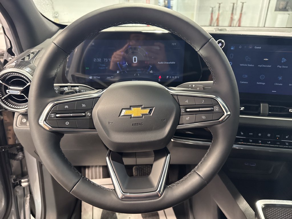New 2027 Chevrolet Equinox LT w/ Convenience Package II AWD/4WD image 6
