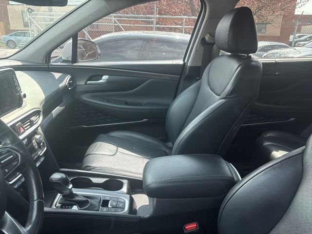 Used 2019 Hyundai Santa Fe Limited w/ Cargo Package image 4