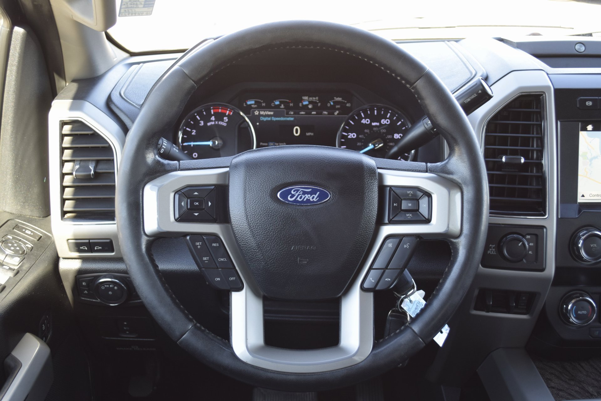 Used 2019 Ford F250 Lariat w/ Lariat Value Package image 11