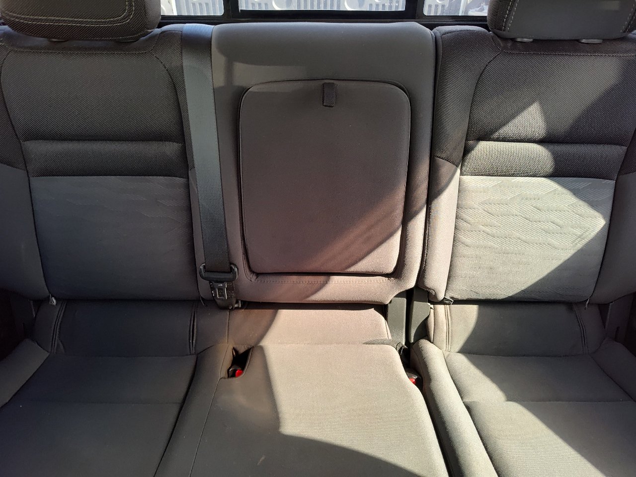 Used 2022 Nissan Frontier SV image 26