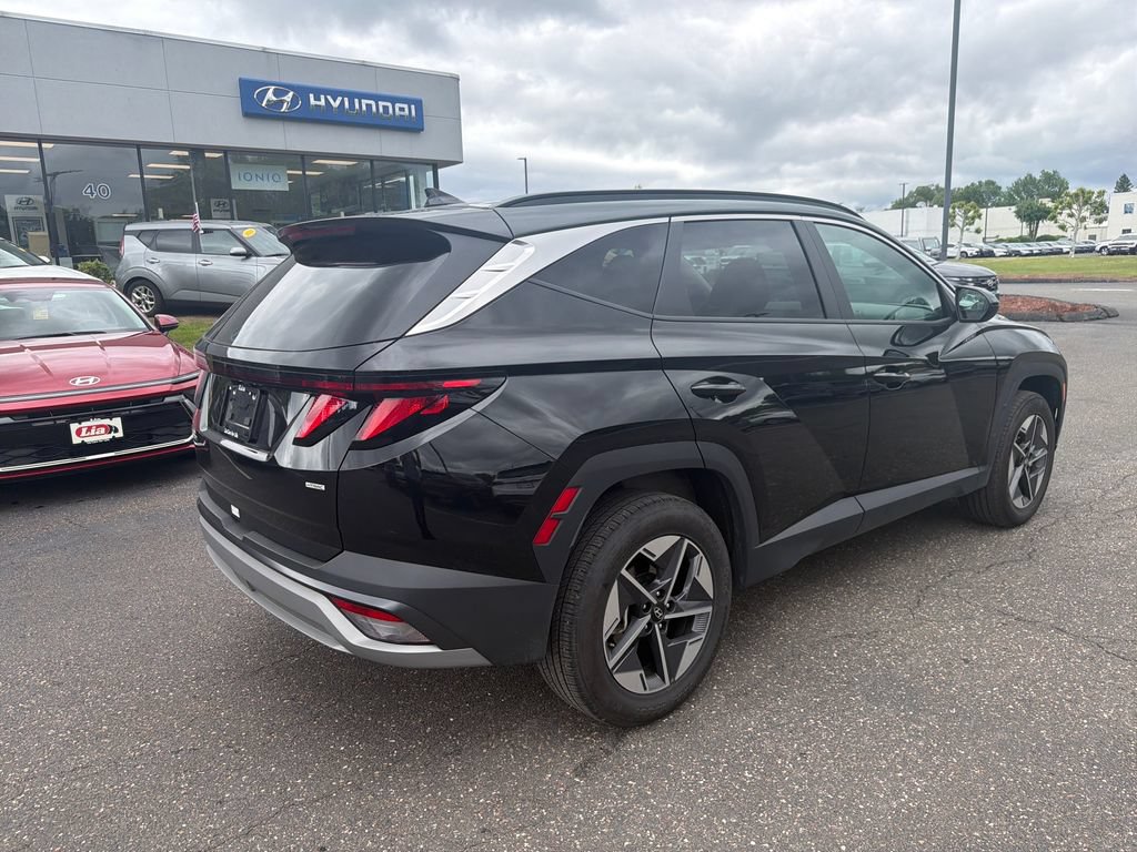 Certified 2026 Hyundai Tucson SEL Plus AWD/4WD image 3