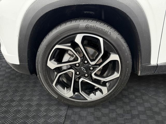 Used 2024 Chevrolet Trax RS w/ Driver Confidence Package image 14