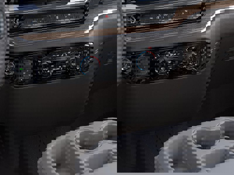 New 2026 Chevrolet Silverado 1500 LT w/ Leather Package image 48